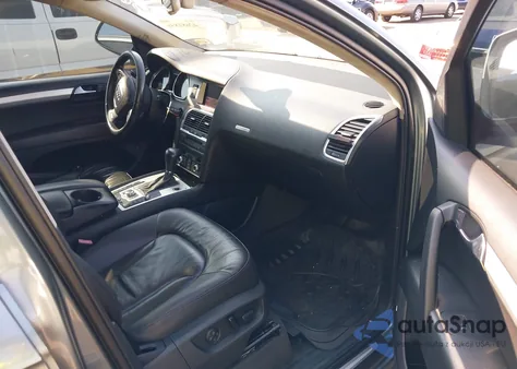 2008 Audi Q7 4.2 Premium z USA, uszkodzony, nr VIN WA1EV74L58D028945